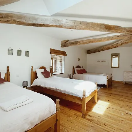 Casa de Férias L'ancien Relais De Poste*** Saint-Dier-dʼAuvergne