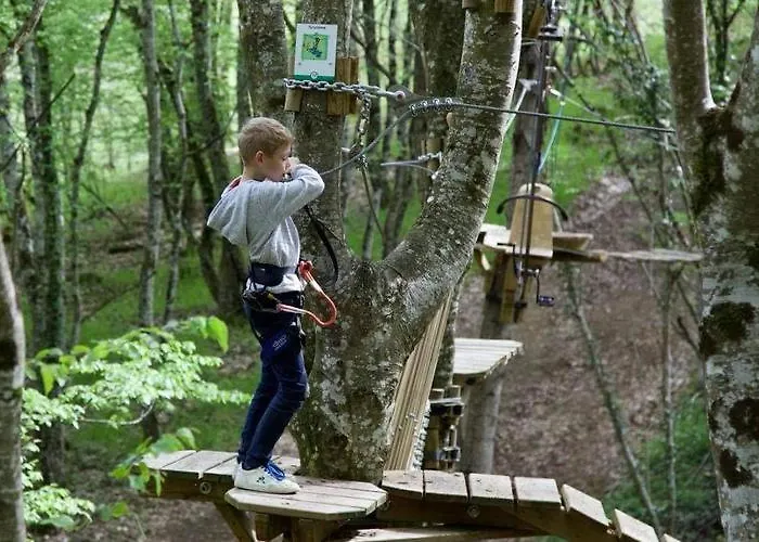 L'ancien Relais De Poste*** * Saint-Dier-dʼAuvergne