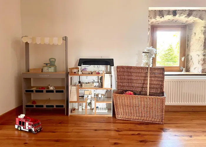 L'ancien Relais De Poste*** Saint-Dier-dʼAuvergne